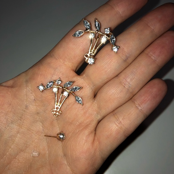 Climbing Earrings - Picture 7 of 8